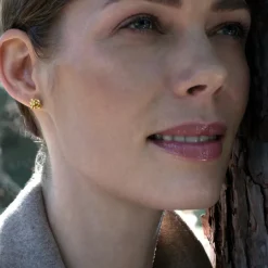 Flora Danica - Dild ørestikker i 22 karat guldbelagt sølv - df-stpc-g