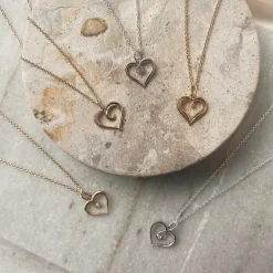 Scrouples -  8 karat guld hjerte vedhæng med 0,02 ct. diamant - 214833